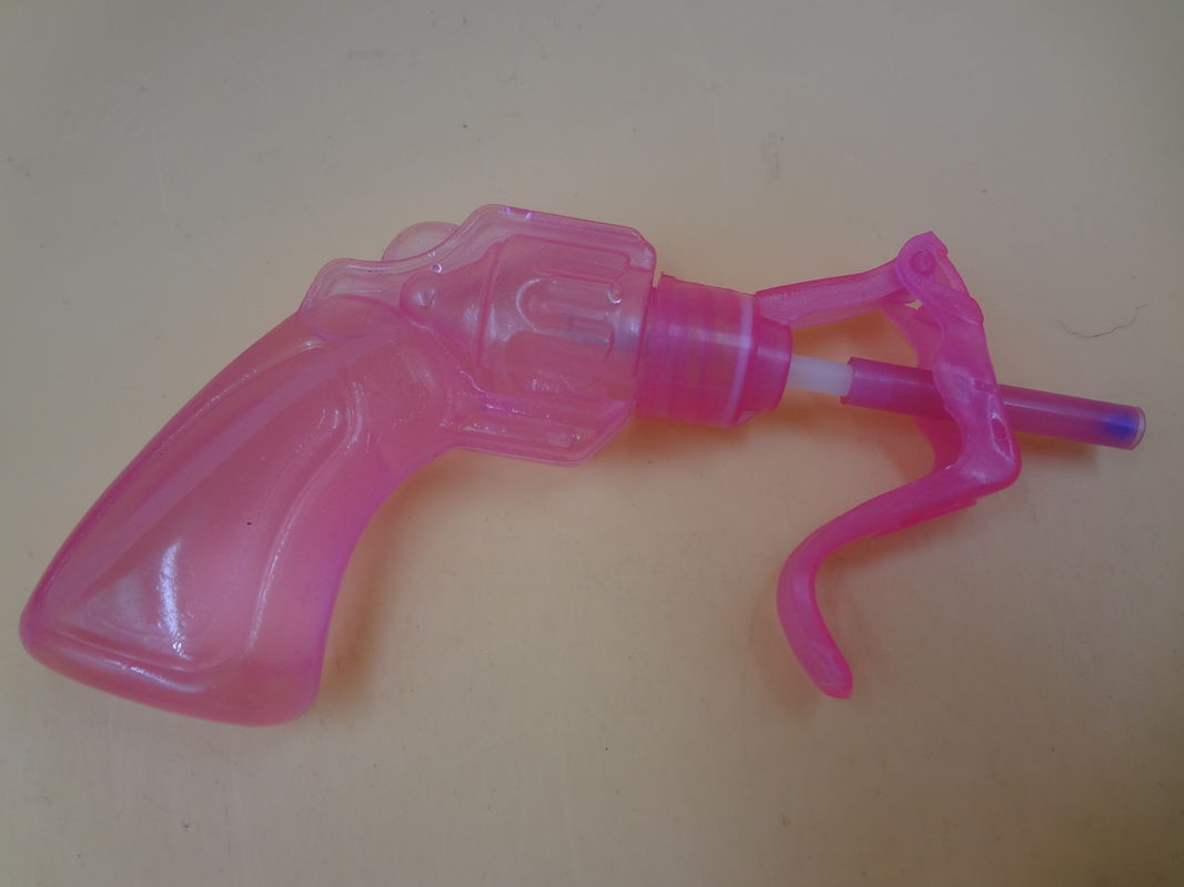 Really Sour Fancy Gun Toy Candy With Spray Drink Cool Feeling ISO